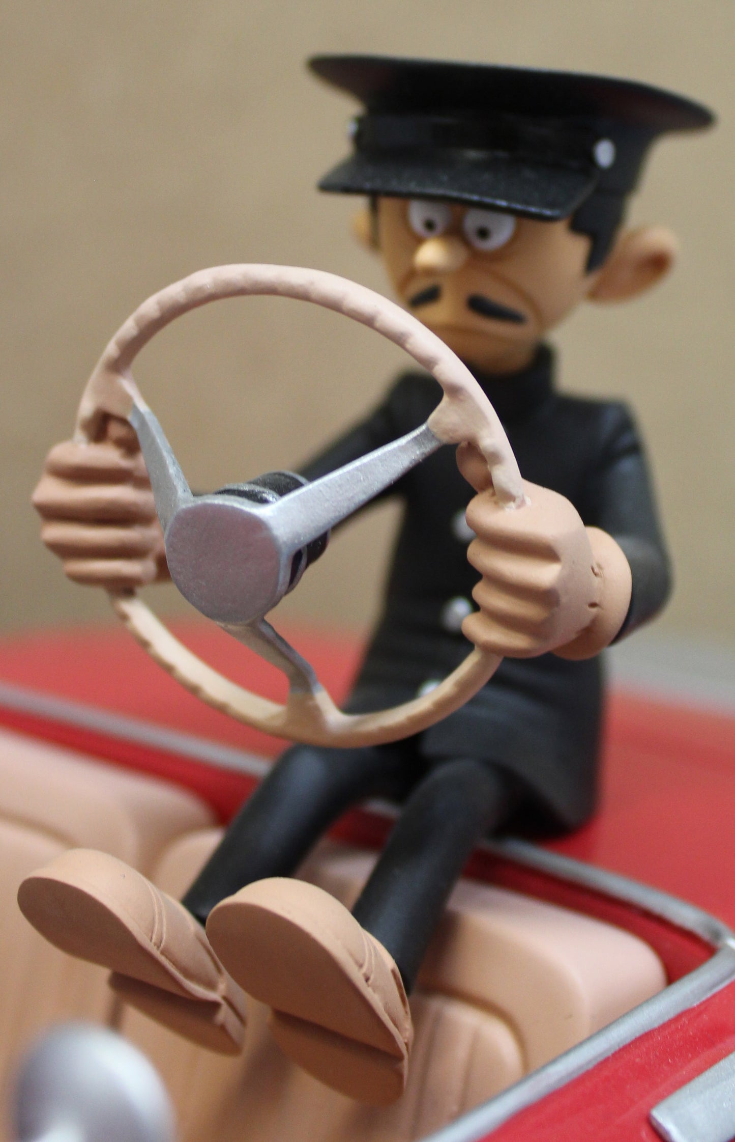 Spirou Statue Auto Turbo 1 Rot