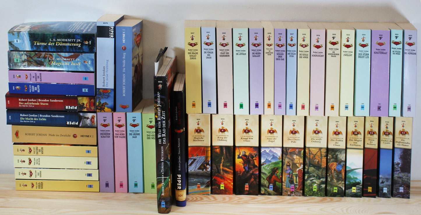 Robert Jordan - Rad der Zeit und Specials - über 30 Bände nahezu komplett