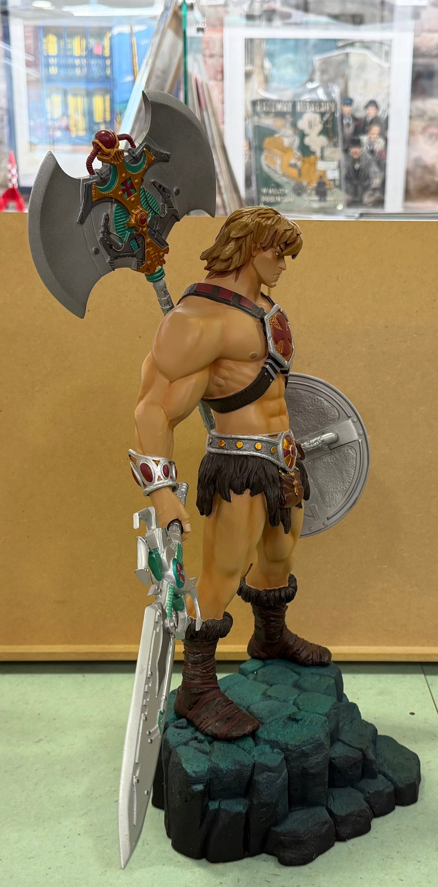 Masters of the Universe -  He-Man Resin (Neca)