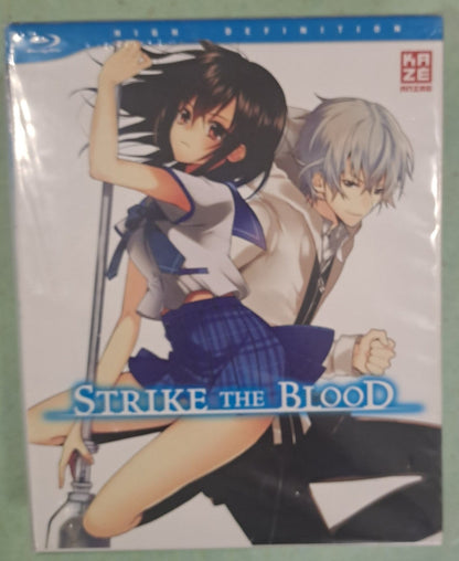 Strike The Blood I und II komplett auf 5 Blu-Rays im Schuber
