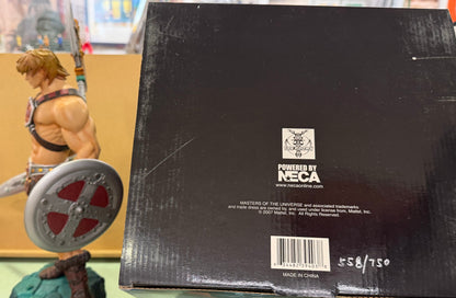 Masters of the Universe -  He-Man Resin (Neca)