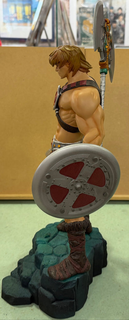 Masters of the Universe -  He-Man Resin (Neca)