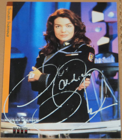 Babylon 5 Signed Trading Card: Claudia Christian