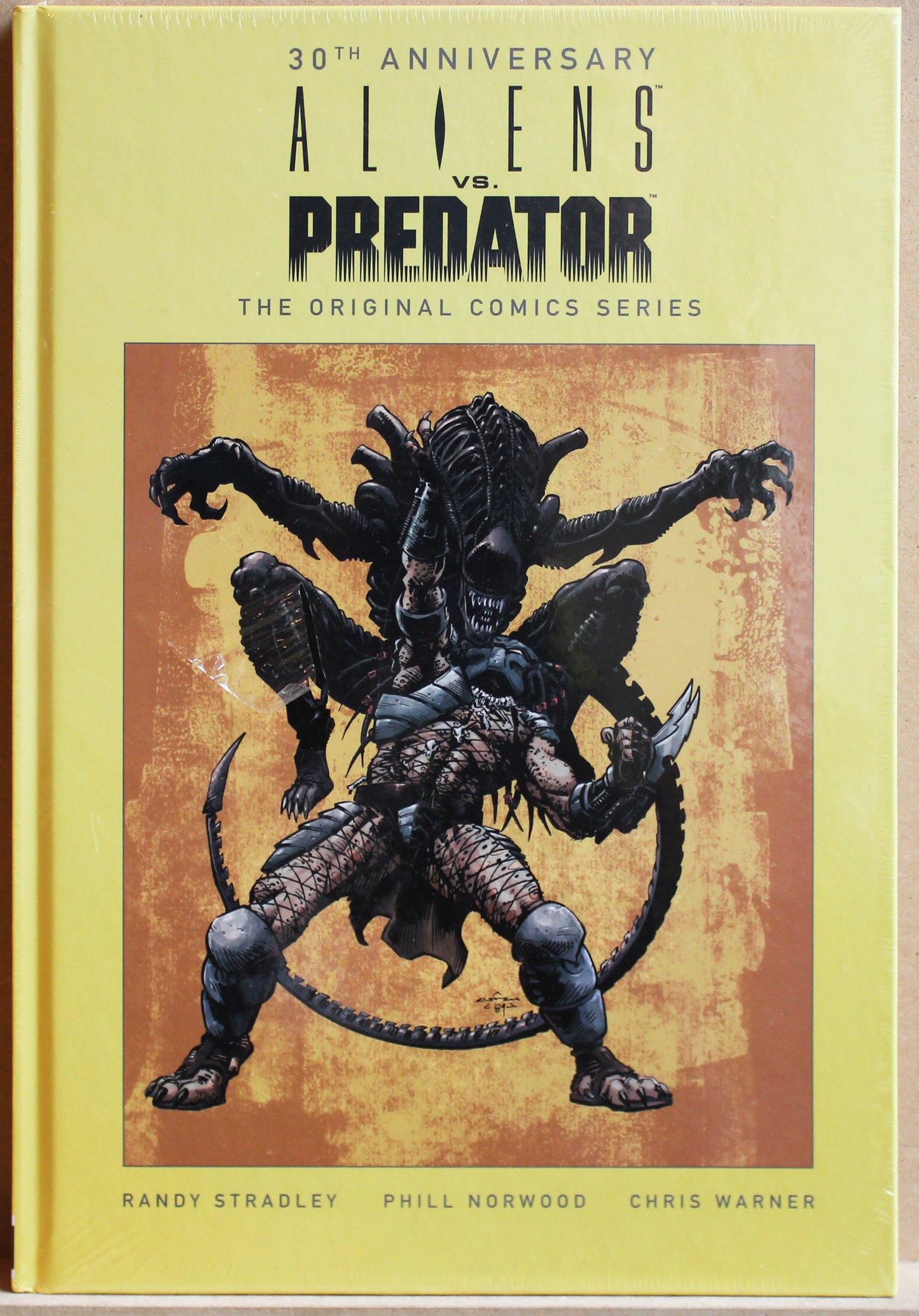 Aliens vs. Predator 30th Anniversary Original Edition HC