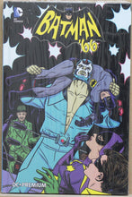 Lade das Bild in den Galerie-Viewer, Batman 66 Band 5 - DC Premium HC 93
