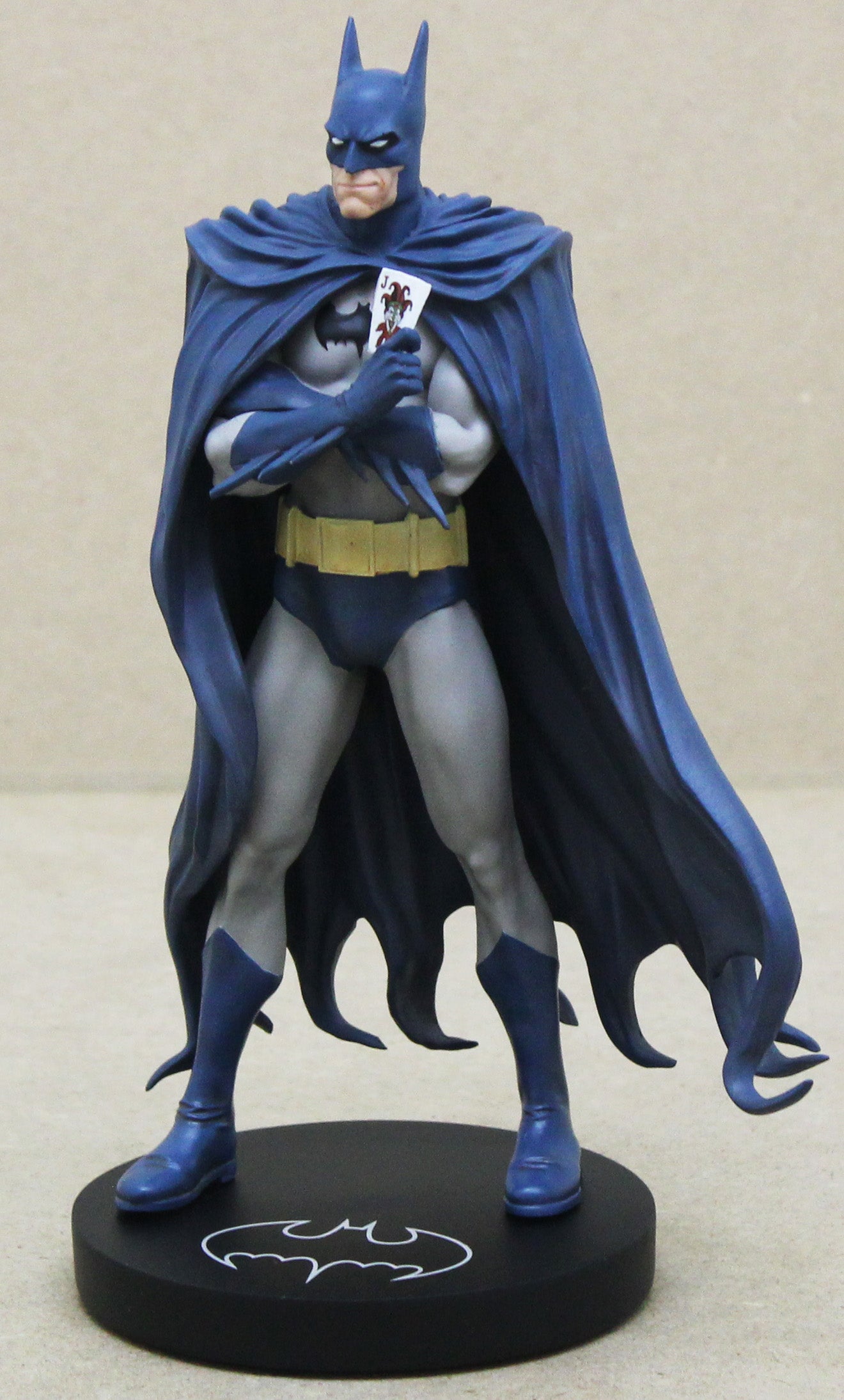 DC Designer Series Statue Batman by Brian Bolland