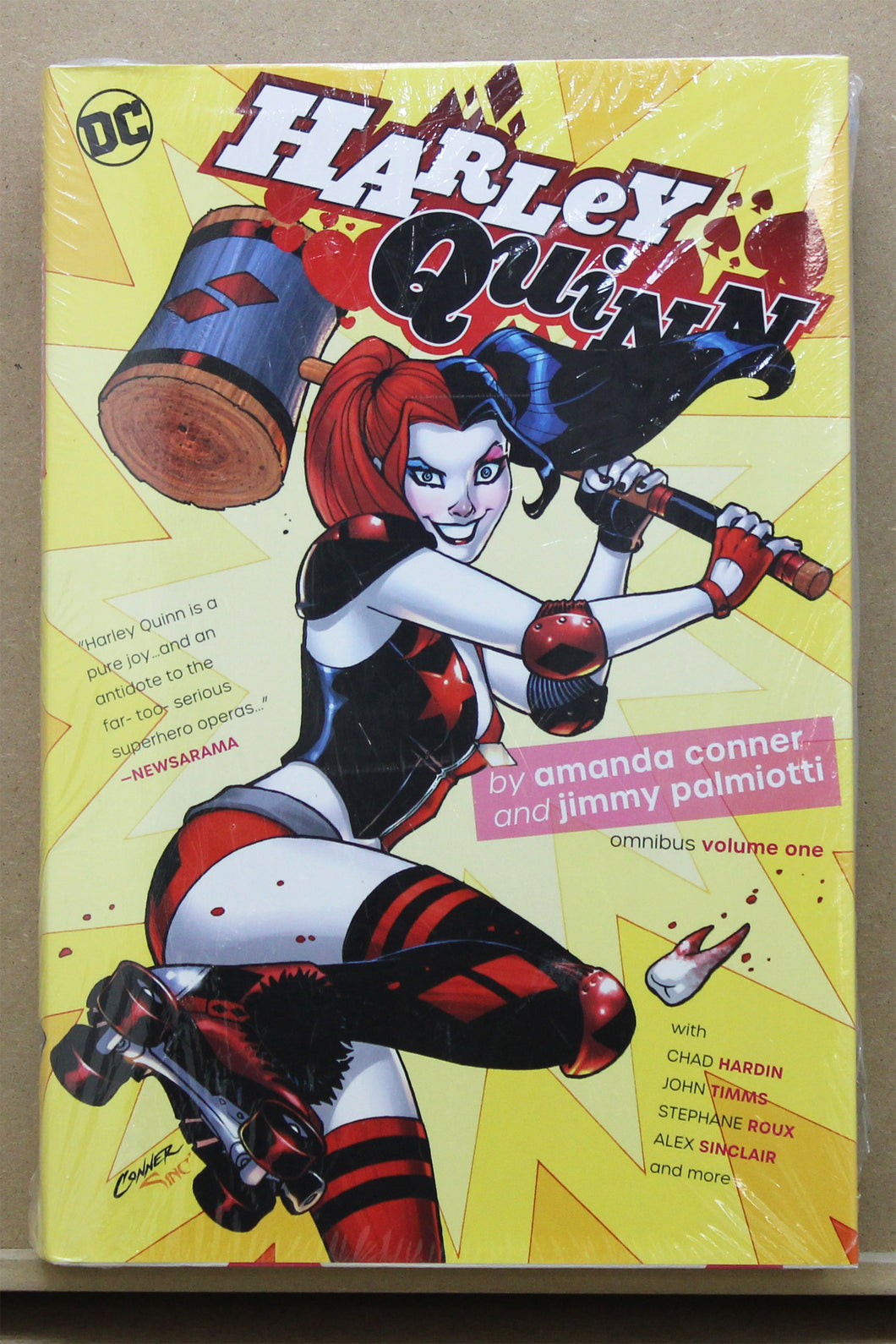 Harley Quinn Omnibus 1