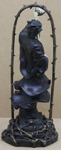 Lade das Bild in den Galerie-Viewer, The Sandman 10th Anniversary Statue

