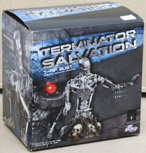 Lade das Bild in den Galerie-Viewer, Terminator Salvation Büste T-RIP
