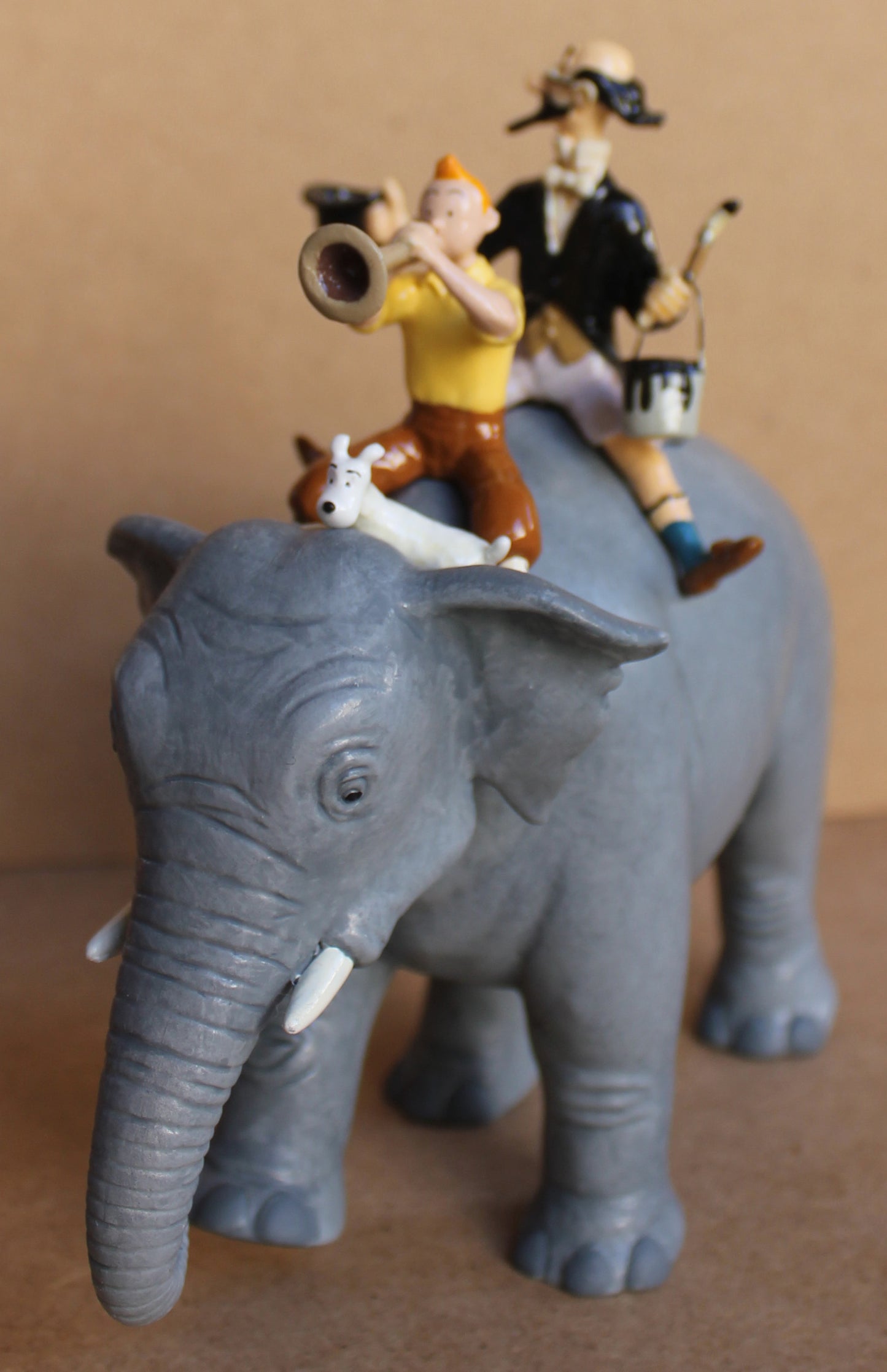 Collection Classique: Tintin eléphant