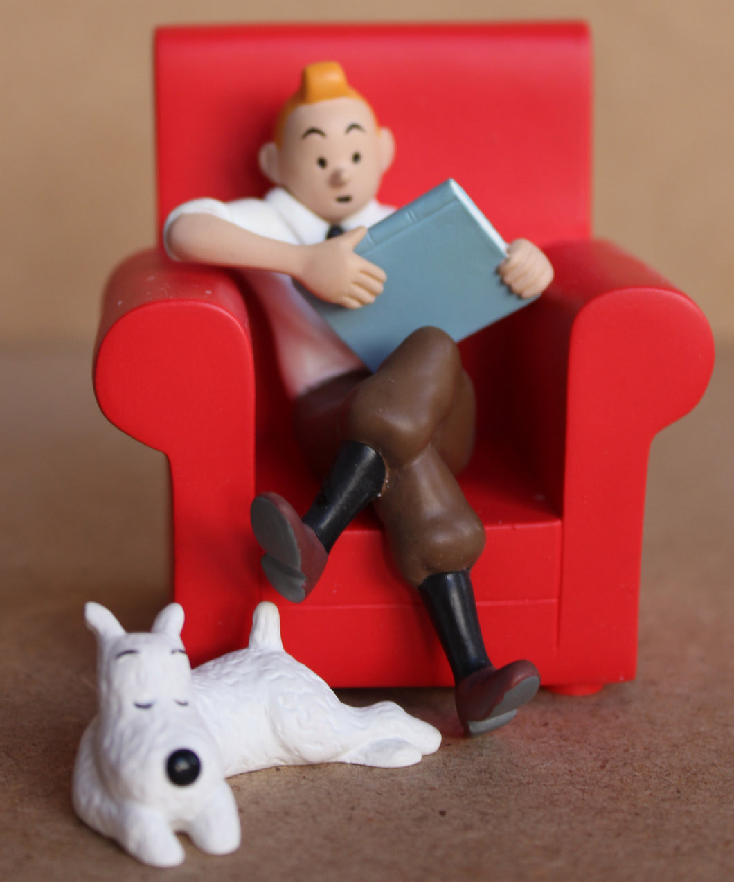 Tintin - Statuette Moulinsart/Yamato Tintin fauteuil