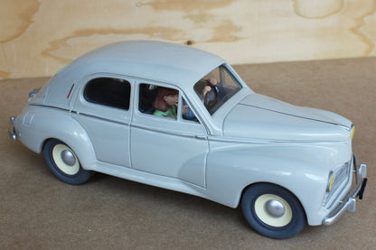 Nestor Burma im Peugeot 202