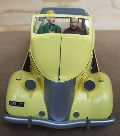 Blake und Mortimer im Ford 38 Cabrio